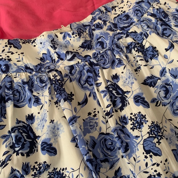 New Divided floral skirt - Picture 5 of 8